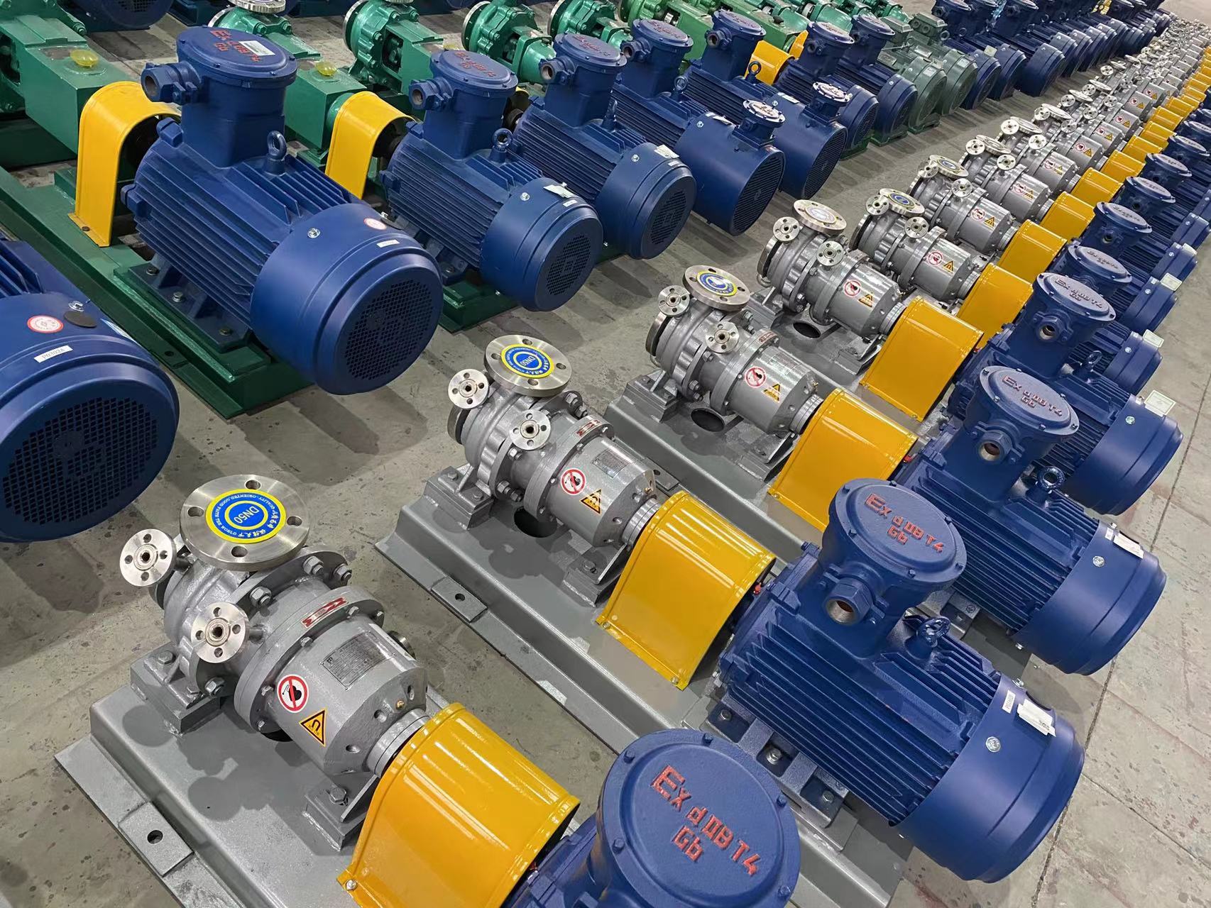 2.8準備發往海外的水泵（bèng）(圖1)