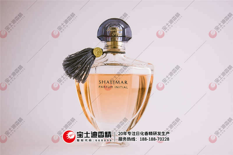 香(xiāng)水 香水