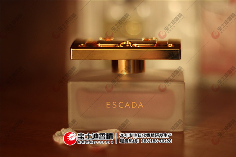 香水 香(xiāng)水