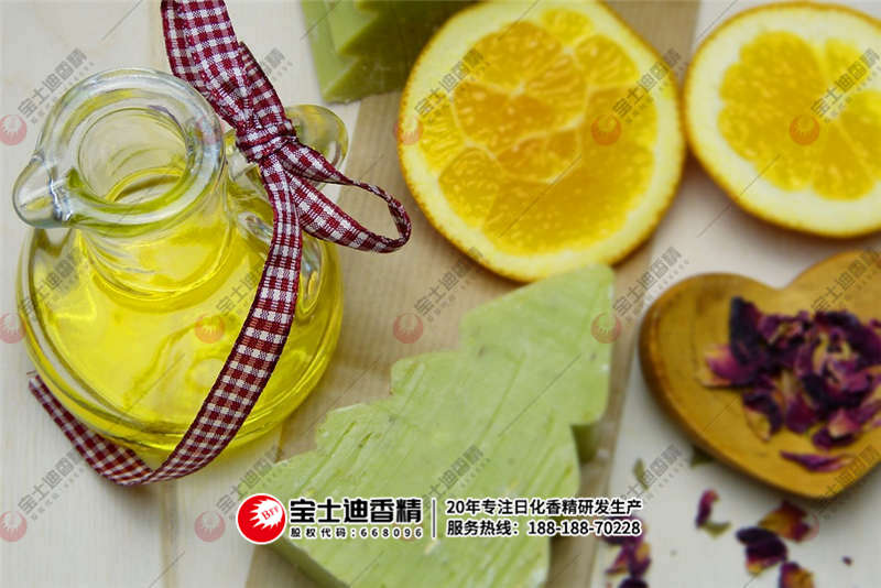 香精 香精(jīng)